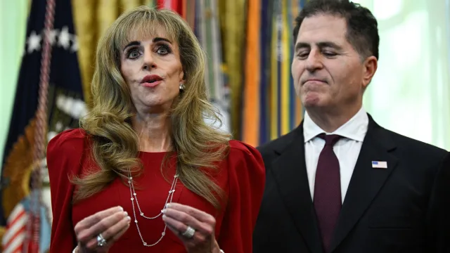Susan Dell schenkt 6,25 miljard dollar, maar het internet gaat los over haar uiterlijk