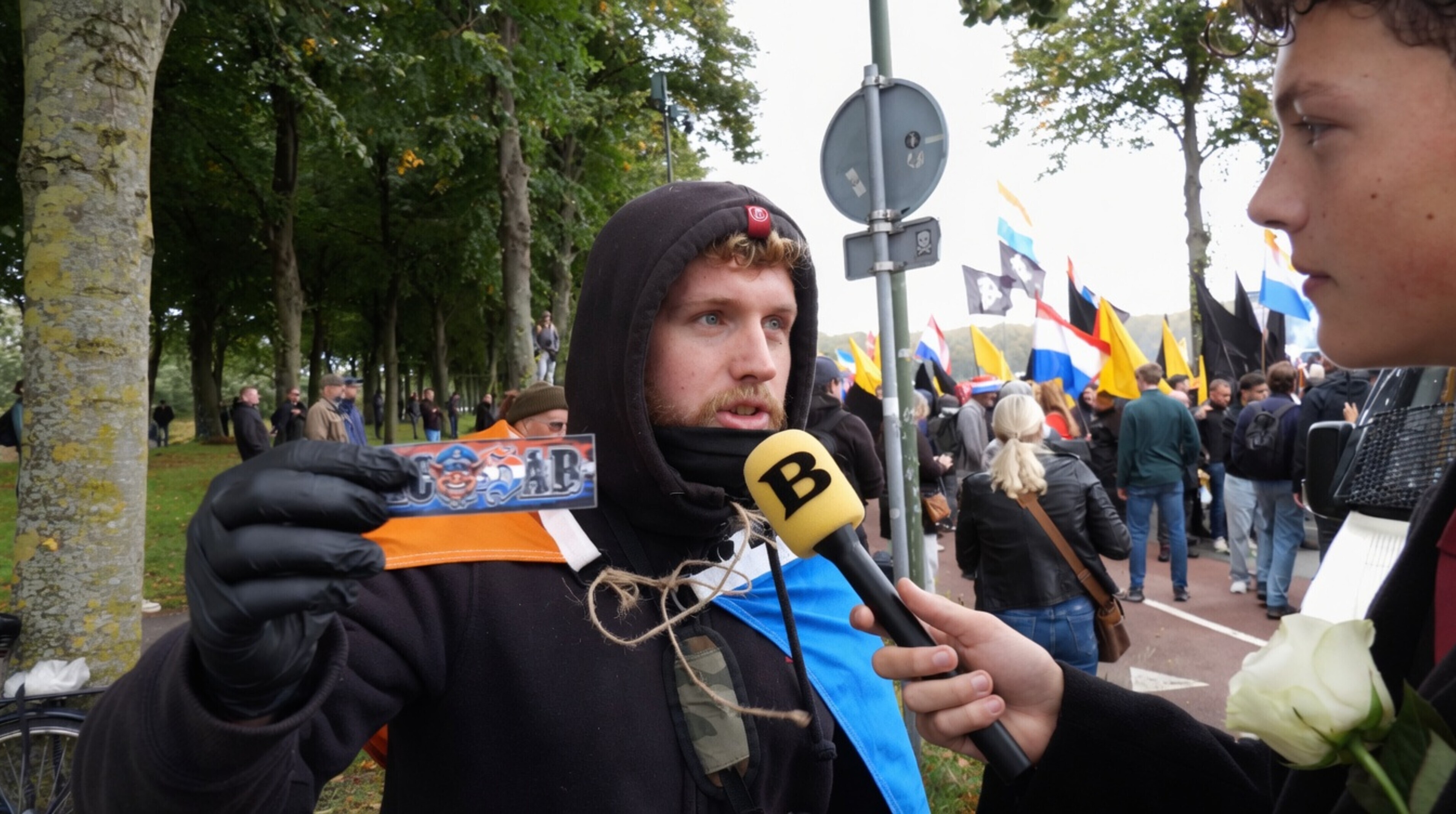 Ook Bender mengde zich in de complete gekte op het Malieveld