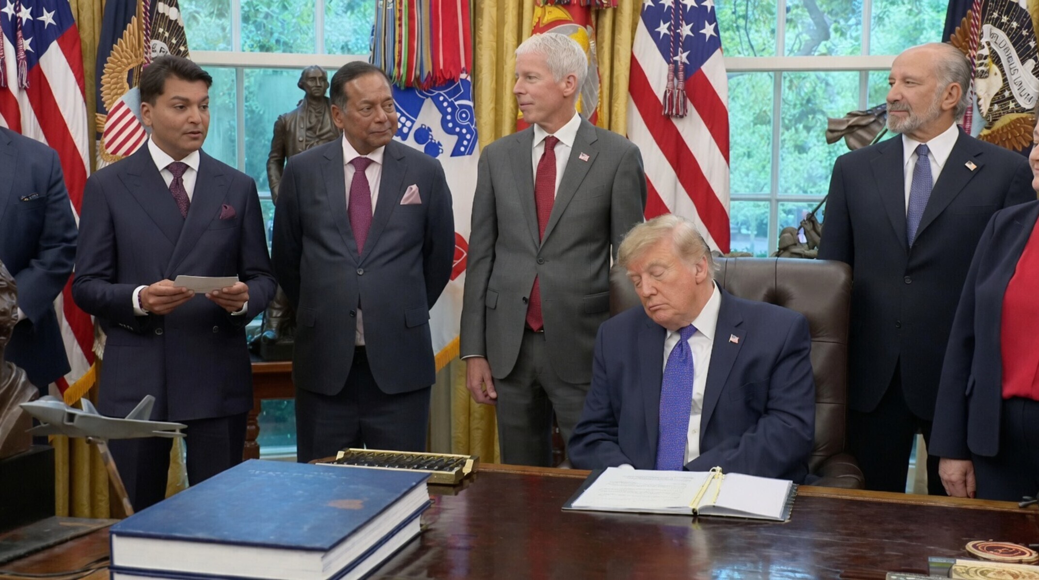 Donald Trump (80) helemaal knock-out tijdens 'historische' bijeenkomst